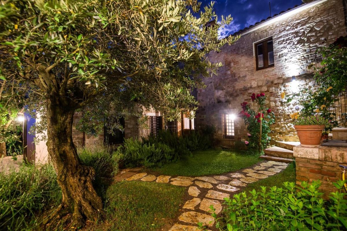 Borgocuore Todi Buitenkant foto